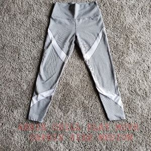 AERIE CHILL PLAY MOVE CAPRIS